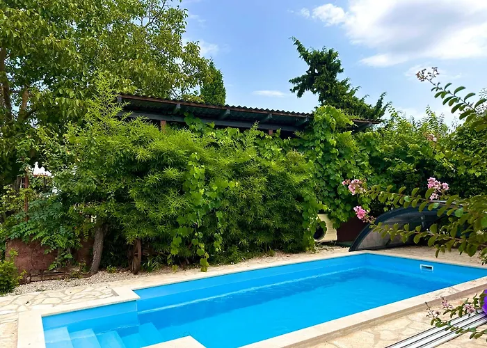 Bokalu With Private Pool